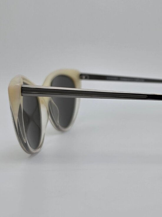 Shauns Alisa Snow to Crystal Frame Silver Mirror Lens Cat Eye Sunglasses w/ Case main image 12